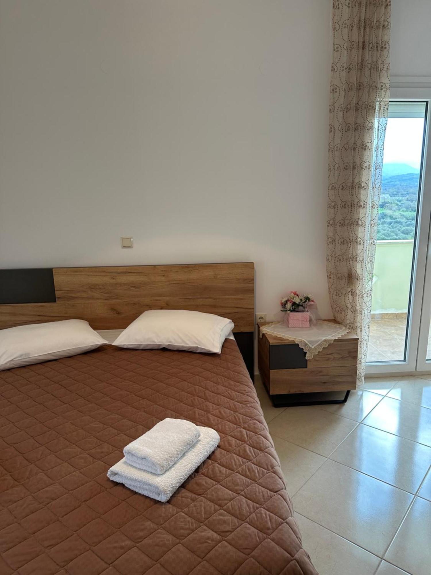 Breeze Holiday Home Koxaré Buitenkant foto